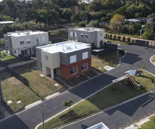 vista aérea de las unidades de verdes del este